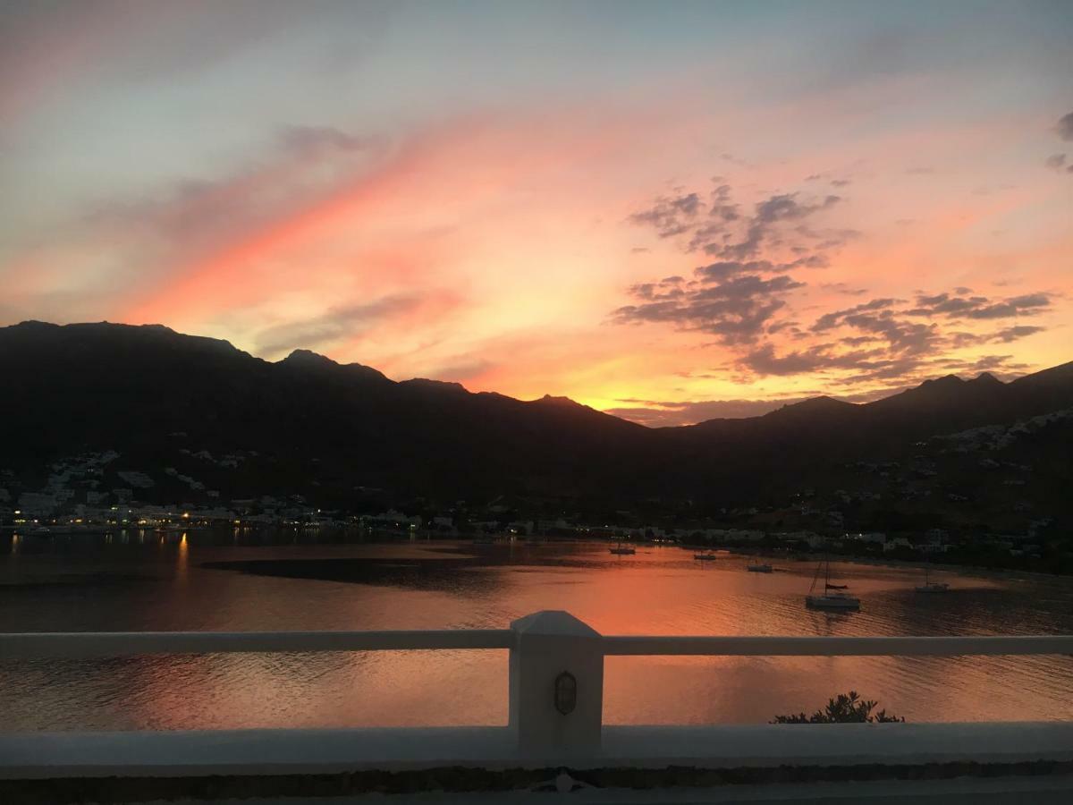 Studios Niovi Serifos Livadi  Luaran gambar