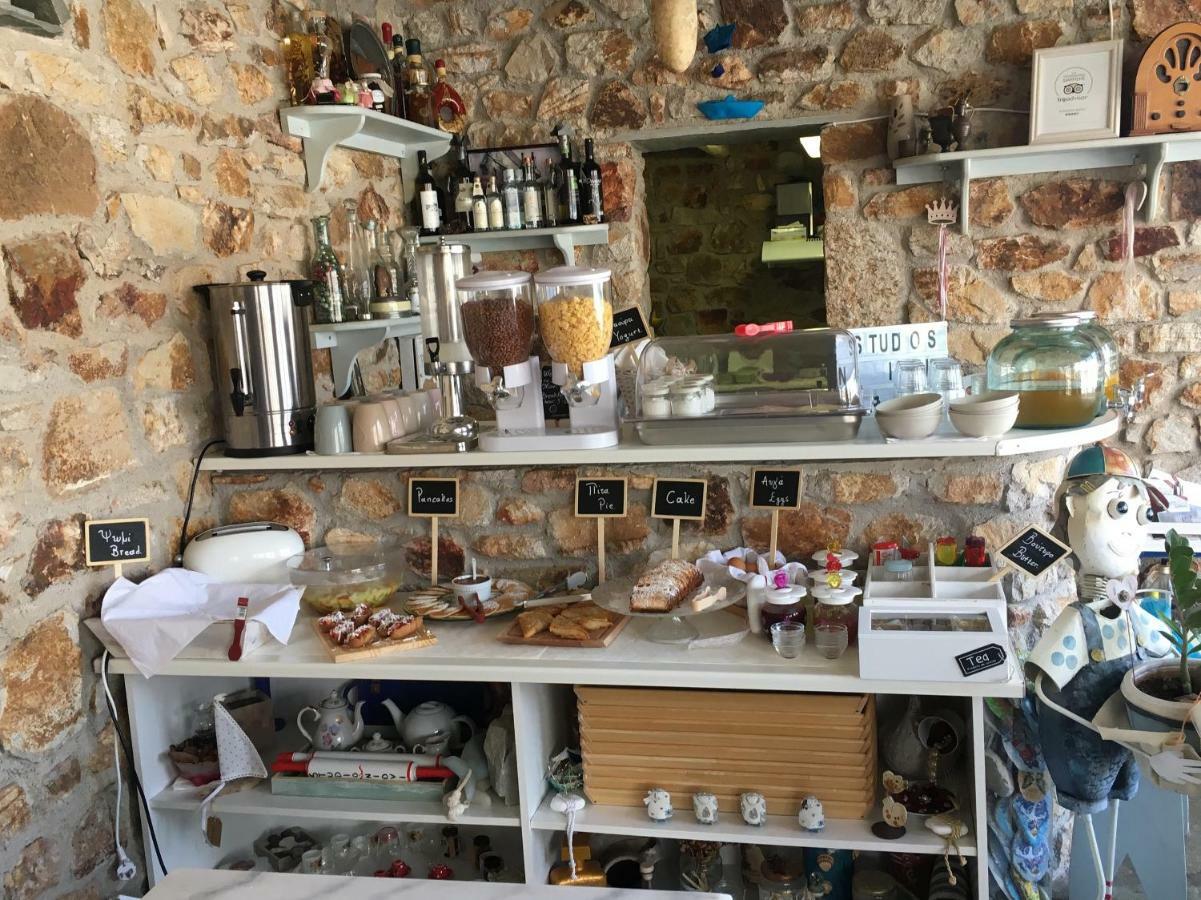 Studios Niovi Serifos Livadi  Luaran gambar